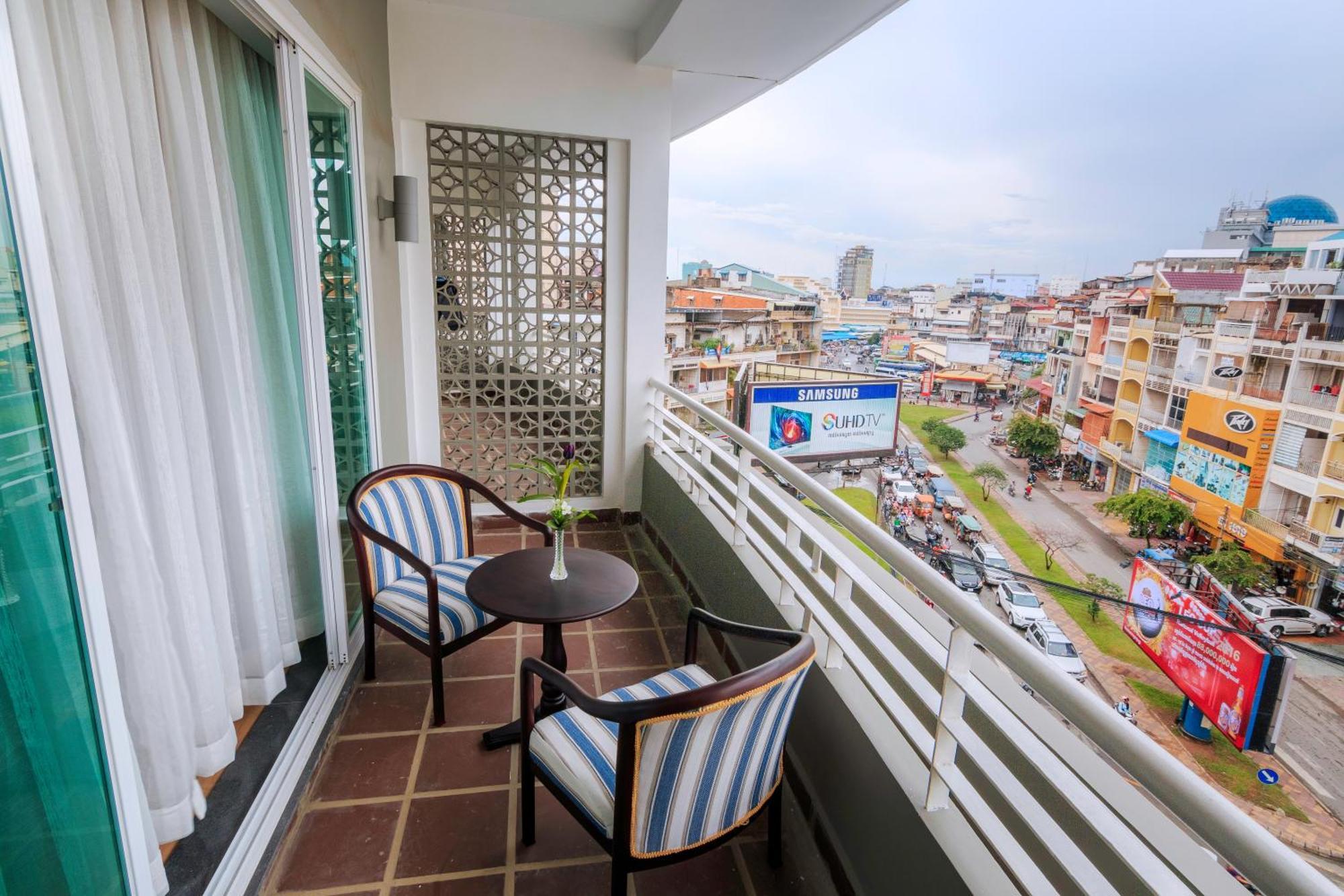 Paradise Hotel Phnom Penh Habitación foto